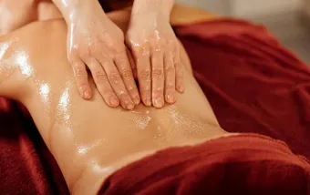 ABHYANGA (Ayurvedic Oil Massage)